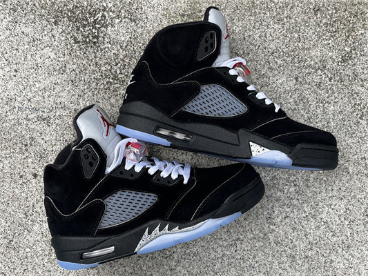 AIR JORDAN METALLIC 5s