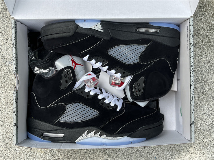 AIR JORDAN METALLIC 5s