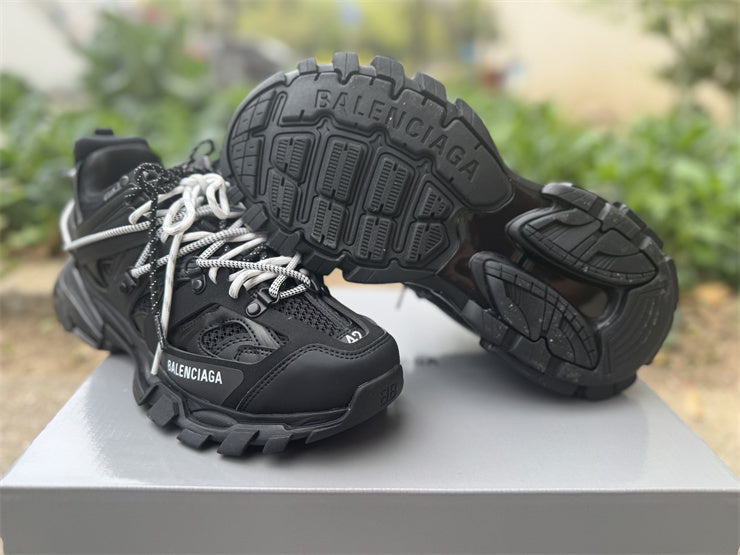 BALENCIAGA TRACK RUNNER