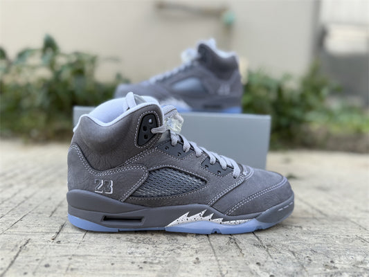 AIR JORDAN WOLF GREY 5s