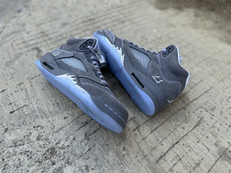 AIR JORDAN WOLF GREY 5s