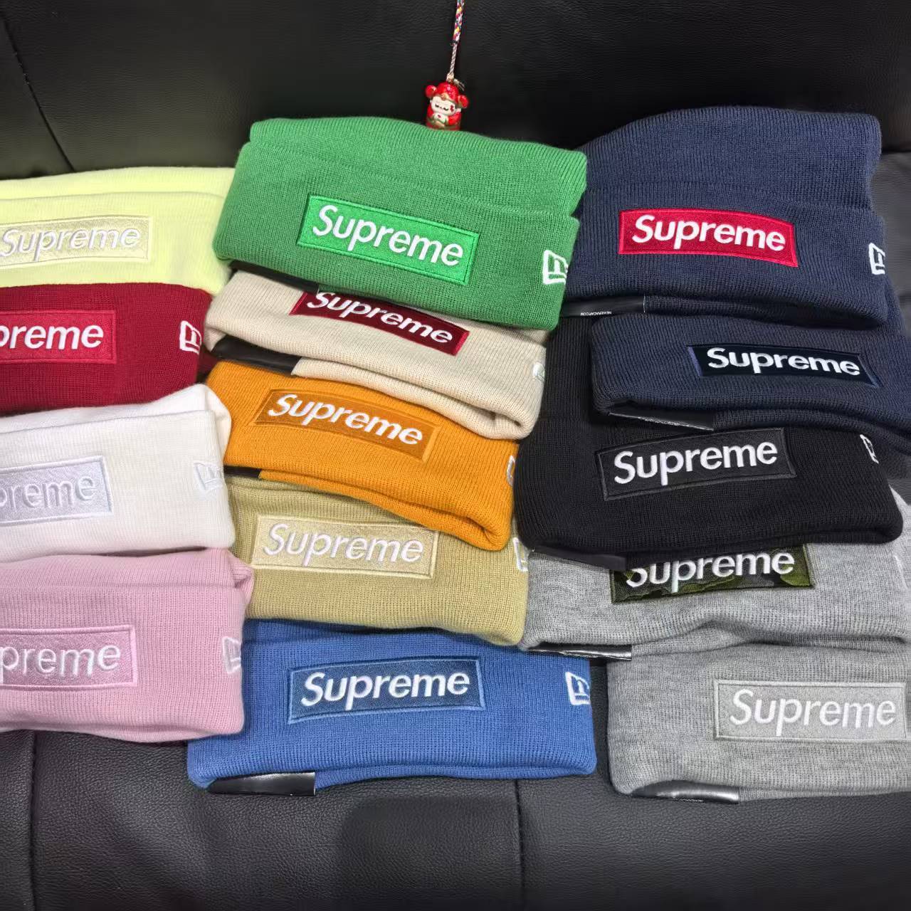 SUPREME BEANIE