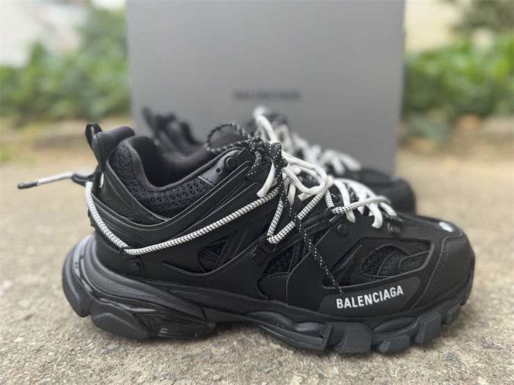 BALENCIAGA TRACK RUNNER