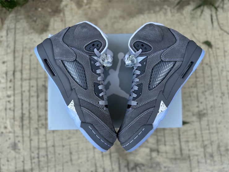 AIR JORDAN WOLF GREY 5s